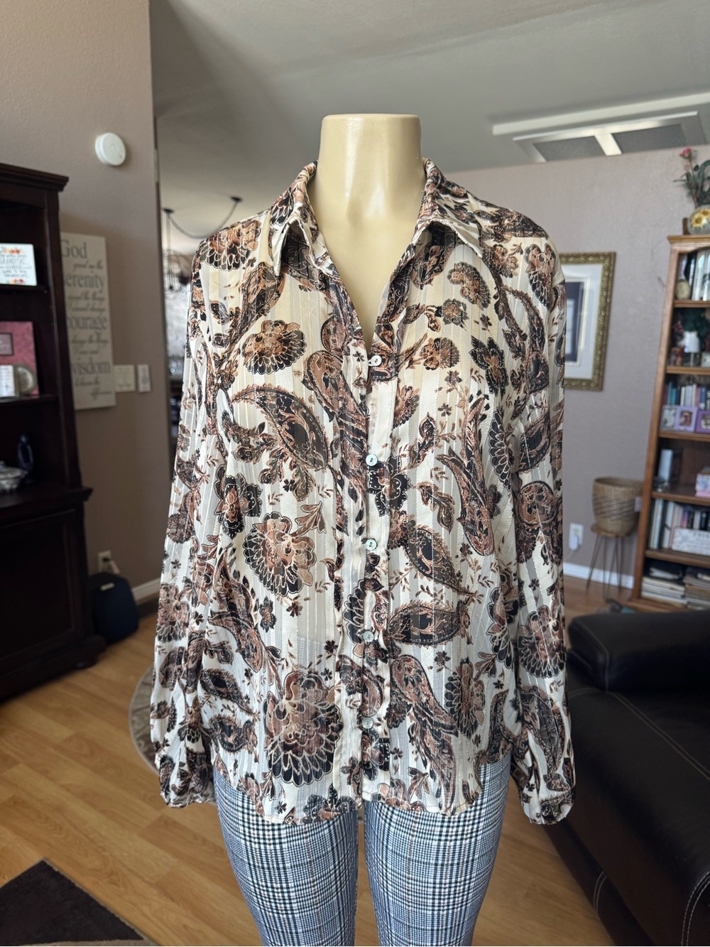 Vince Camuto sheer brown, black & white paisley button up blouse-size L